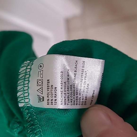 Tipsy Elves Mens Magically Delicious Beer Mug Green Short Sleeve Tshirt Medium - Picture 4 of 8